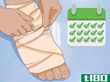 Image titled Apply Different Types of Bandages Step 11