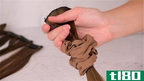 Image titled Store Clip in Hair Extensions Step 11
