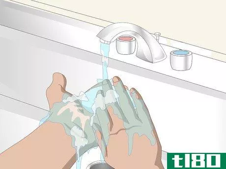 Image titled Clean a Medela Pump Step 10