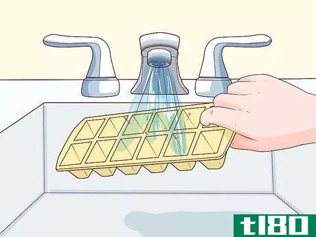 Image titled Clean and Disinfect Ice Trays Step 12