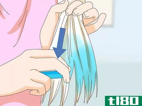 Image titled Chalk Dye Your Hair Step 10