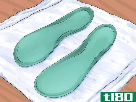 Image titled Clean Insoles Step 5