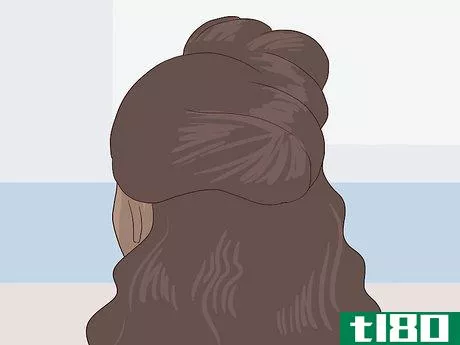 Image titled Do Grecian Hairstyles Step 13