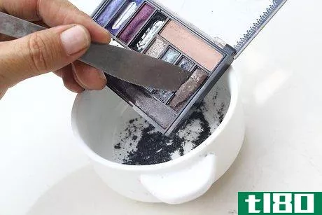 Image titled Dye Your Hair with Eyeshadow Step 19