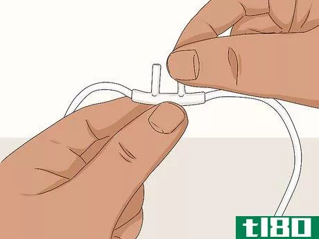 Image titled Insert Nasal Cannula Step 4