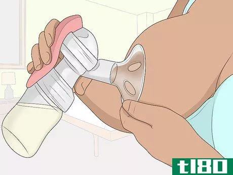 Image titled Keep Breast Milk Cold Without a Fridge Step 1