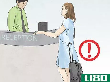 Image titled Keep Your Hotel Room Safe Step 1