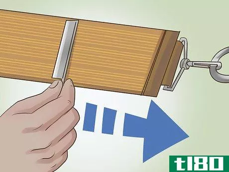Image titled Know if Your Razor Needs Stropping Step 9