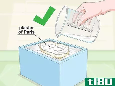 Image titled Make a Latex Mold Step 10