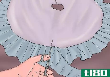 Image titled Make a No‐Sew Ruffled Tree Skirt Step 17
