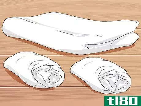 Image titled Make a Mummy Costume Step 1