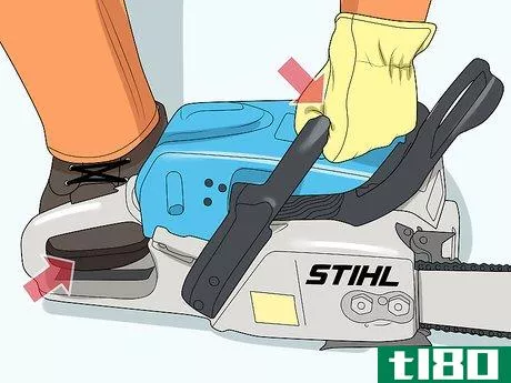 Image titled Start a Stihl Chainsaw Step 8
