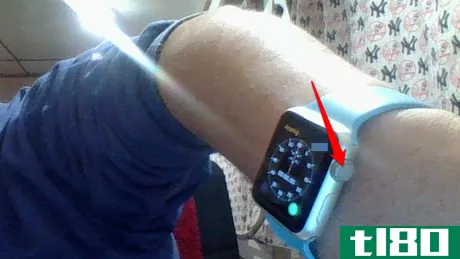 Image titled Take a Screenshot on an Apple Watch Step 4.png