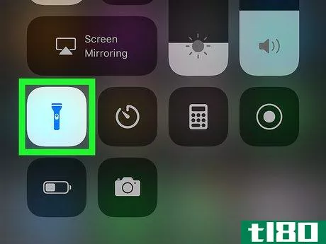 Image titled Turn Flashlight Off on iPhone Step 2