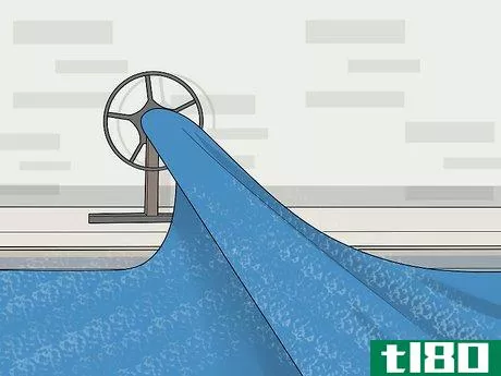 Image titled Use a Pool Cover Step 4