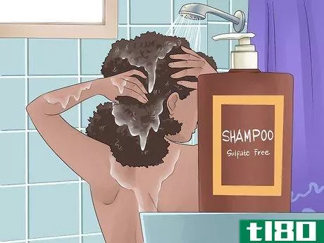 Image titled Wash Frizzy Hair Step 1