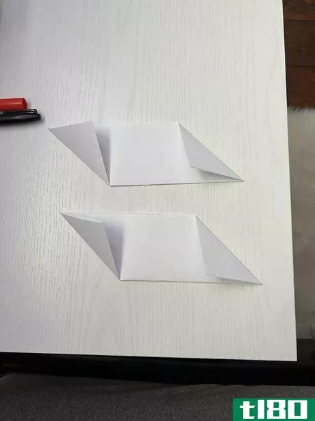 Image titled Paper Spinner 5.jpeg