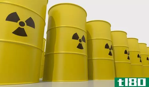 Dry cask nuclear waste storage uses durable barrels to hold toxic waste.