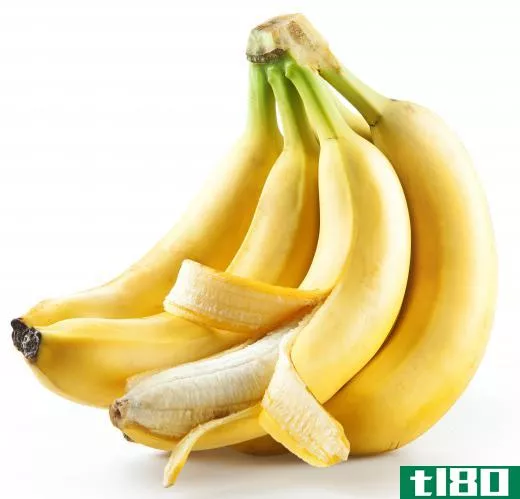 Banana slugs resemble bananas.