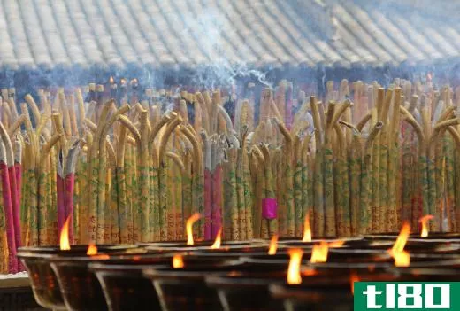 Some places of worship in Islam and Buddhism use agarwood oil as incense.
