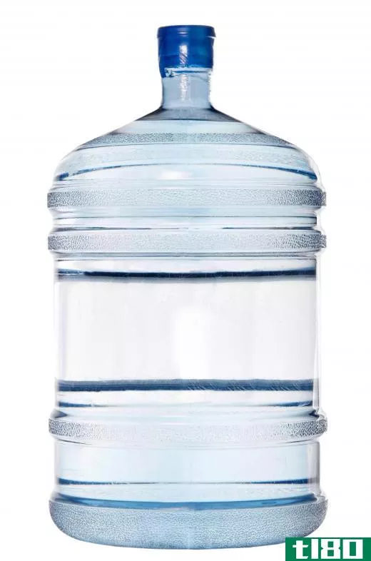 Water cooler bottles can often be refilled, rather than thrown away, helping to make them more eco-friendly.