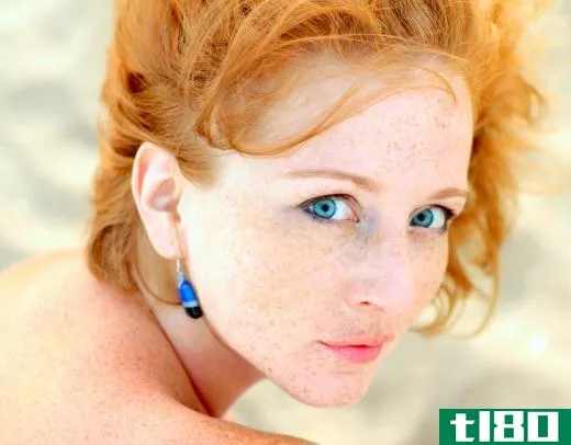 Most hair colors complement people with truly pale skin look good with.