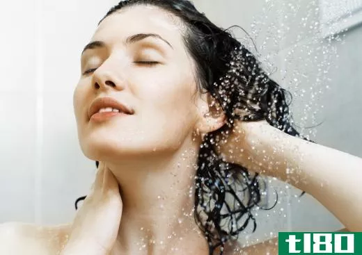 Rinsing hair in cool water helps reduce split ends.