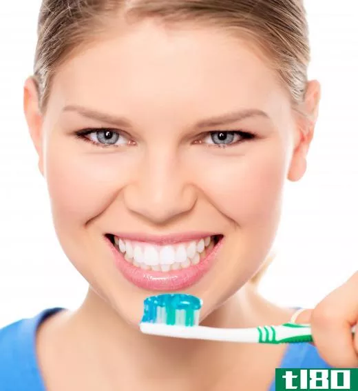 Store-bought toothpaste may contain fluoride, detergent and other chemicals.