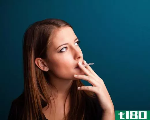 Smoking can cause a person to develop wrinkles around his or her mouth.