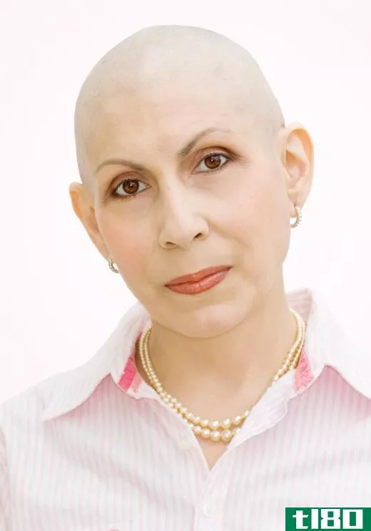 Alopecia does not cause harm to a person’s physical health, but it can cause considerable psychological and emotional stress.