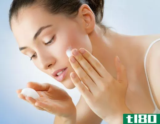 Moisturizing cream may be applied to prevent dryness following a skin exfoliation procedure.