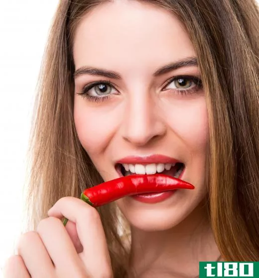 Some lip plumper may contain extract from chili peppers.