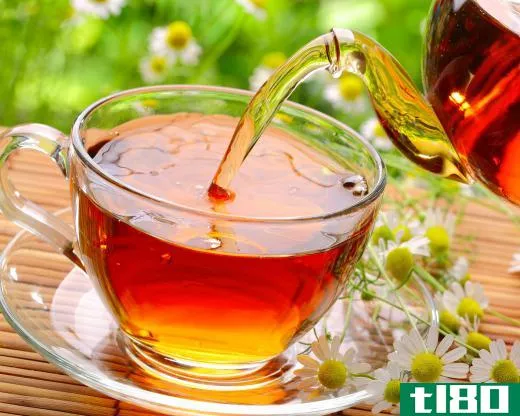 Chamomile tea can be brewed and applied to lighten hair.
