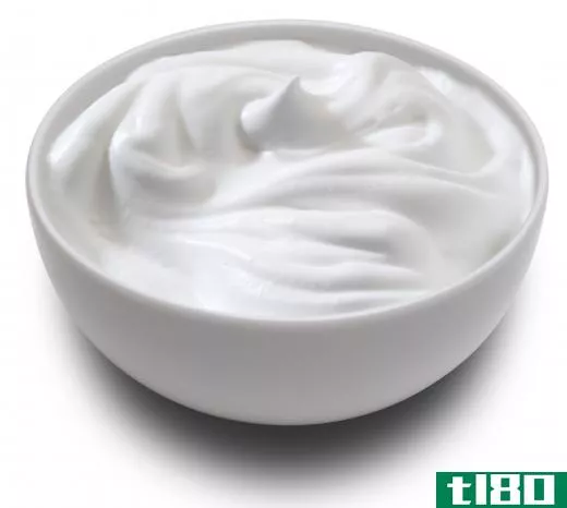 Yogurt can be used to make a purifying mask.