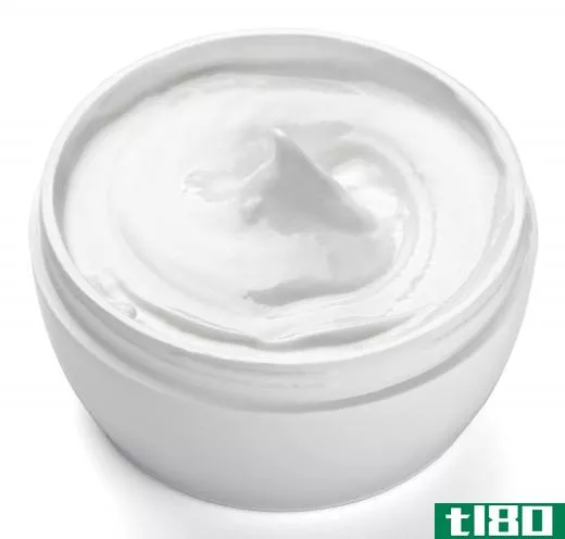 Cold cream is a mixture of fats and water used on the skin.
