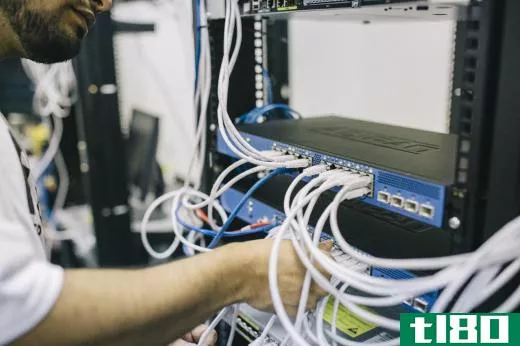 A network administrator can configure each port in a managed switch to create a complex VLAN.