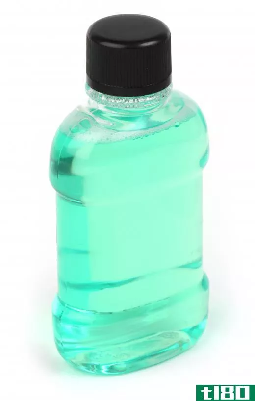 Using mouthwash after lunch can help freshen breath for work.