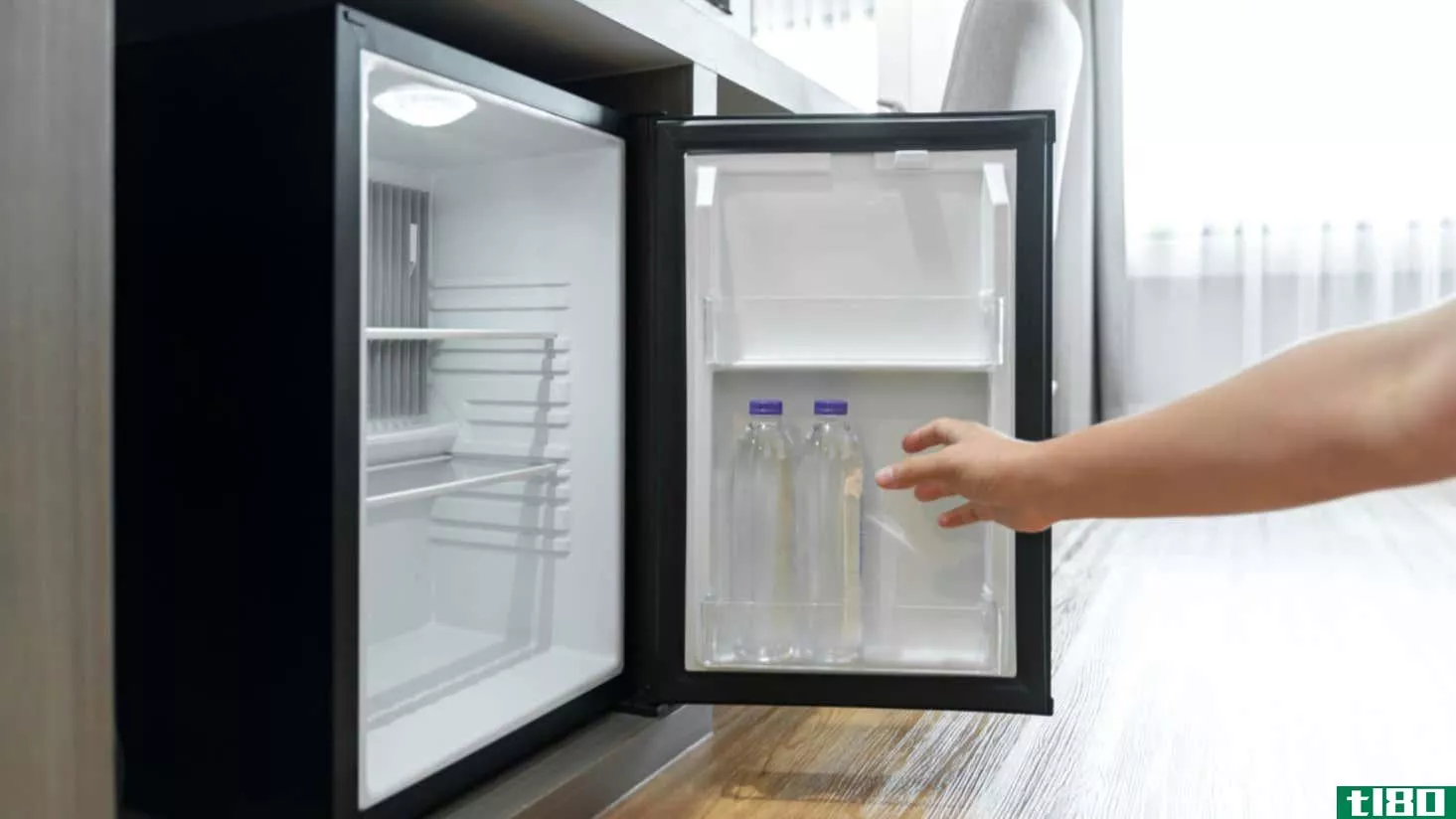 Image for article titled Your Hotel Mini-Fridge Might Not Be a Real Fridge