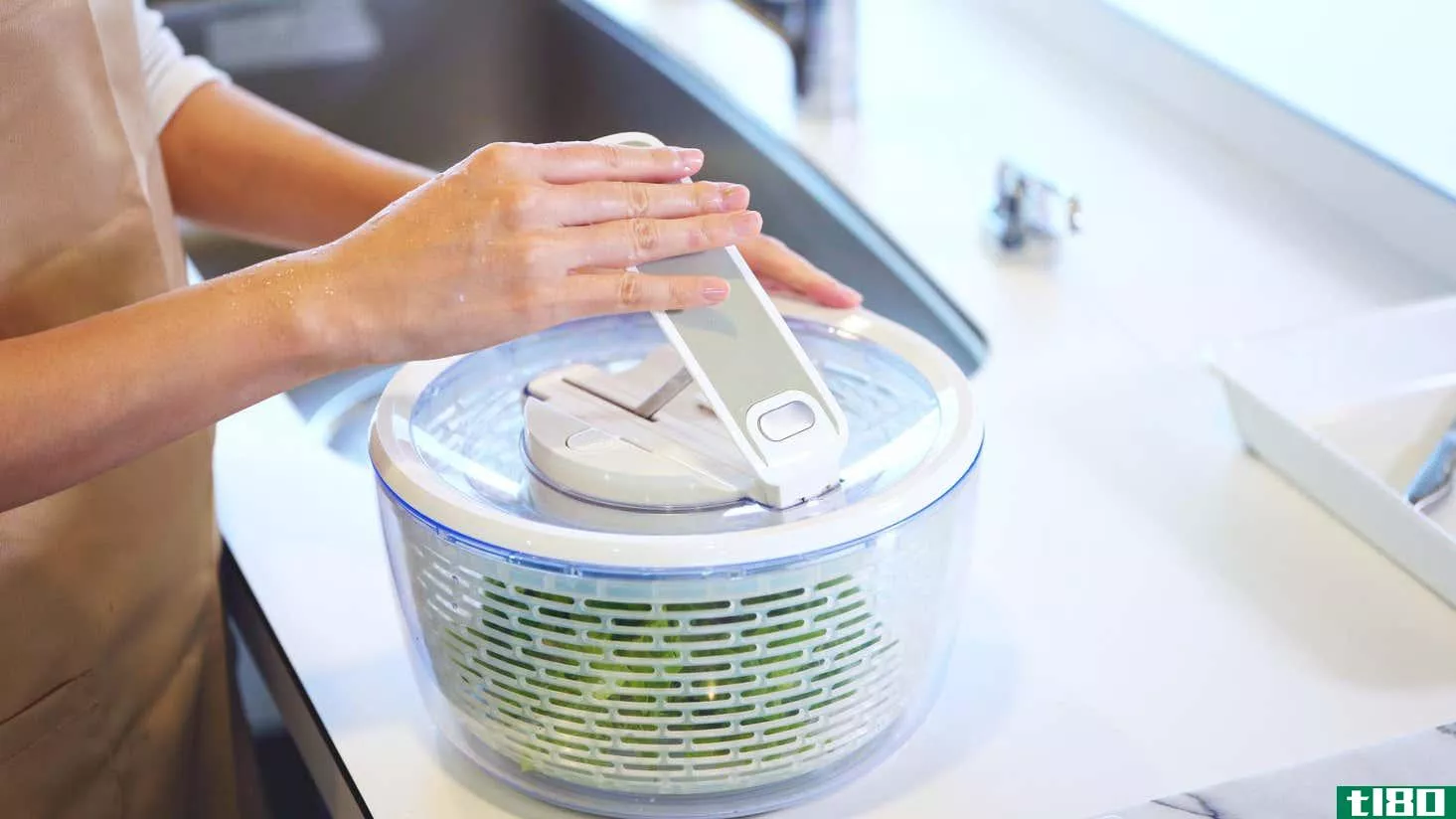 Image for article titled Other Foods You Should Dry in a Salad Spinner