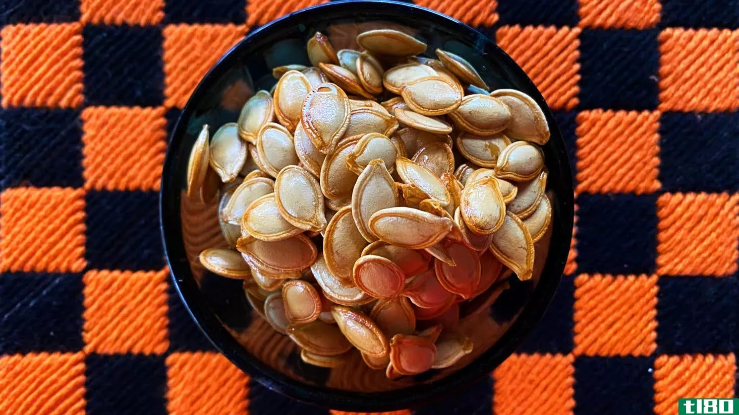 Image for article titled You Should Brine Some Pumpkin Seeds in Beer and Air Fry &#39;Em