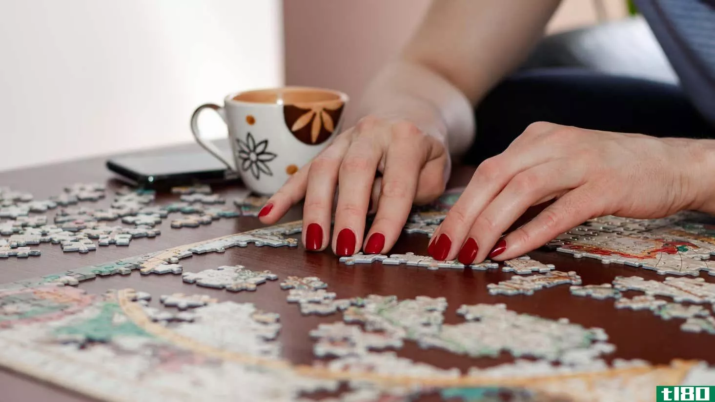 Image for article titled Jigsaw Puzzles Can Improve Your Quality of Life More Than You Realize