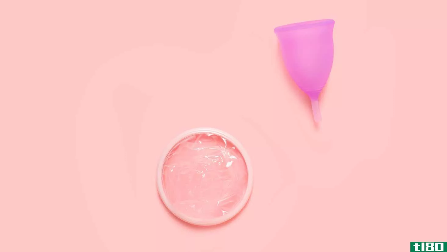 Image for article titled What Is a Menstrual Disc, and How Do You Use One?