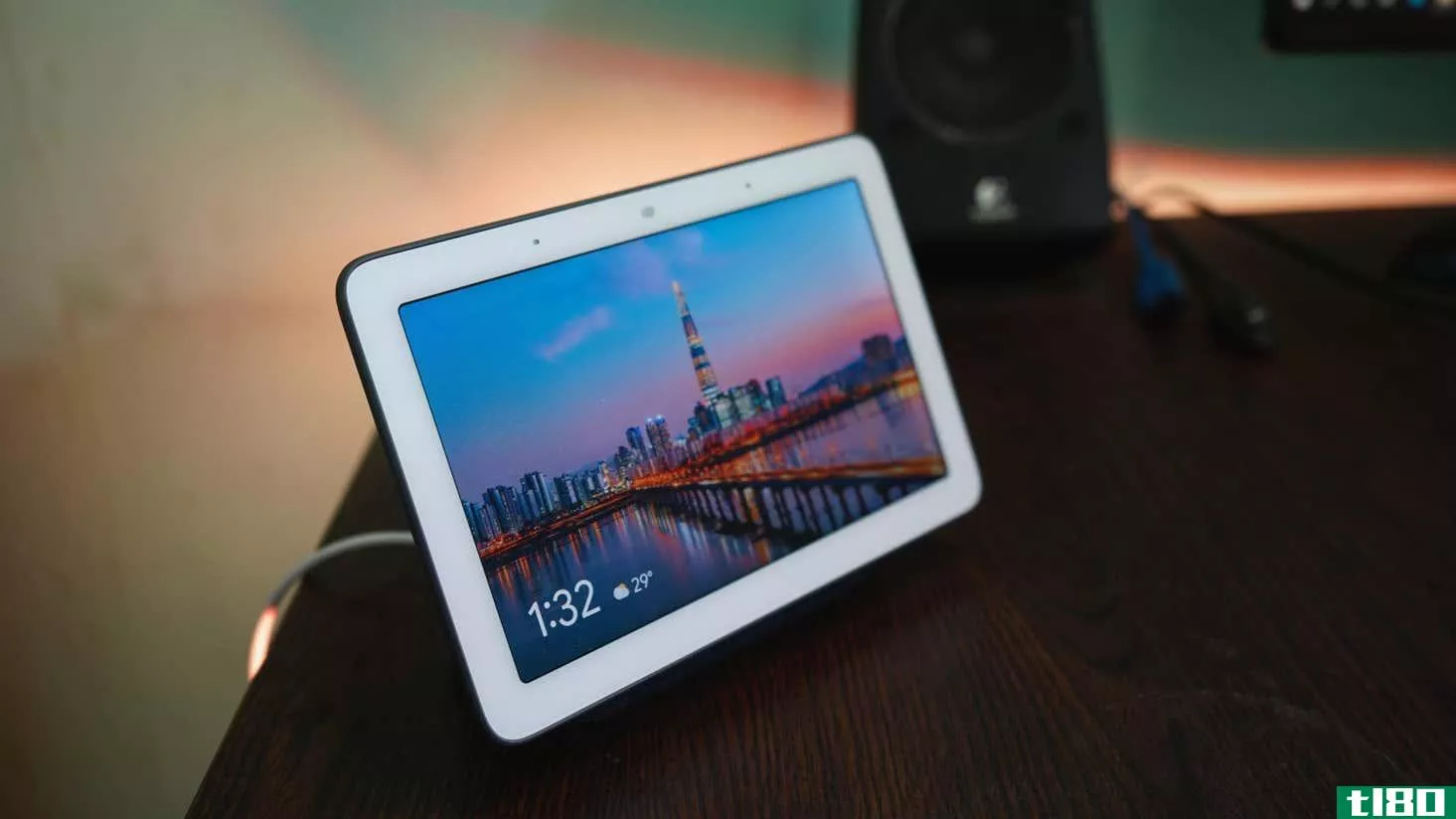 Image for article titled How to Use Your Google Home Hub to Save More Energy