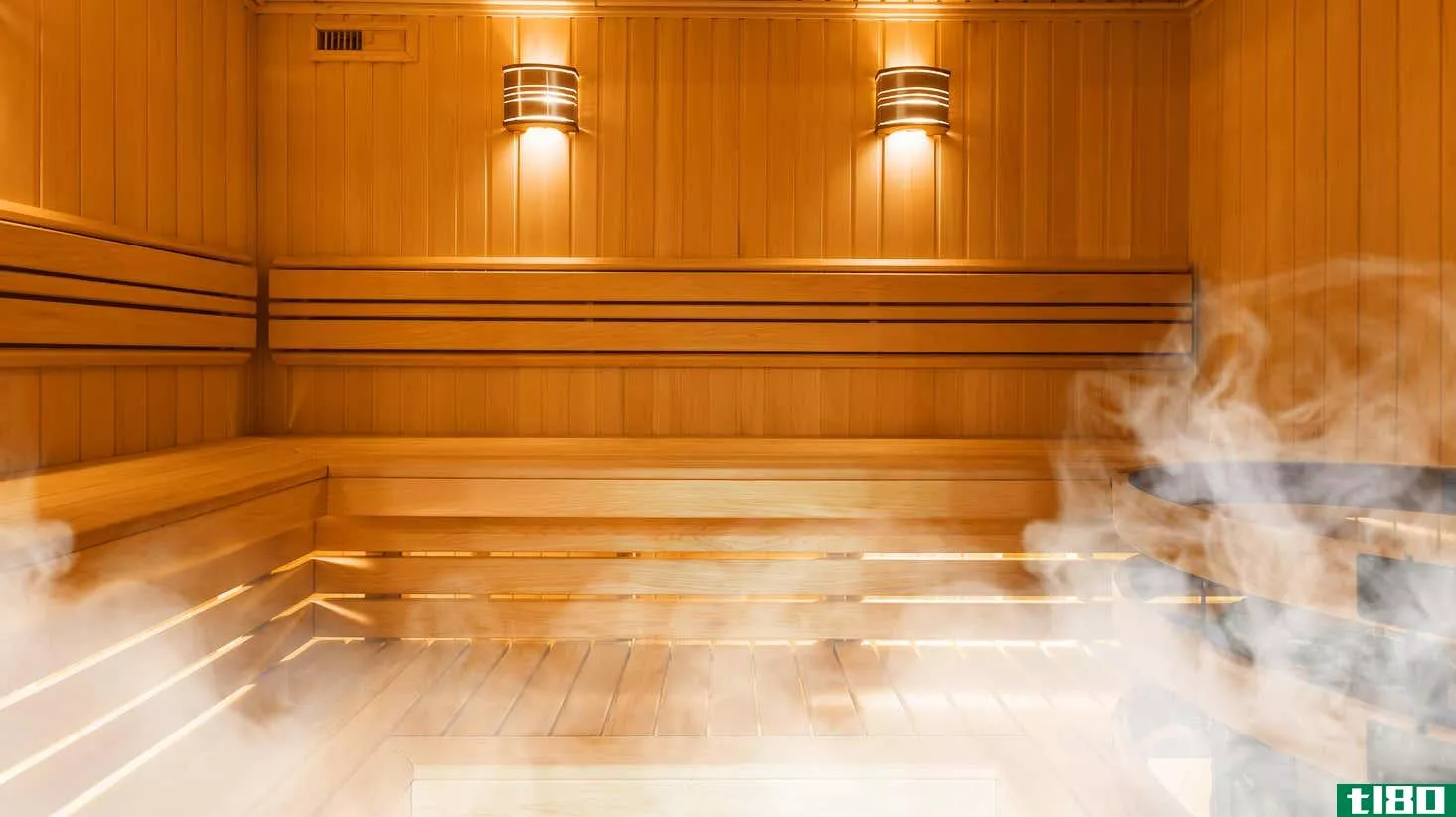 Image for article titled A Sauna Isn&#39;t a Substitute for Exercise, FFS