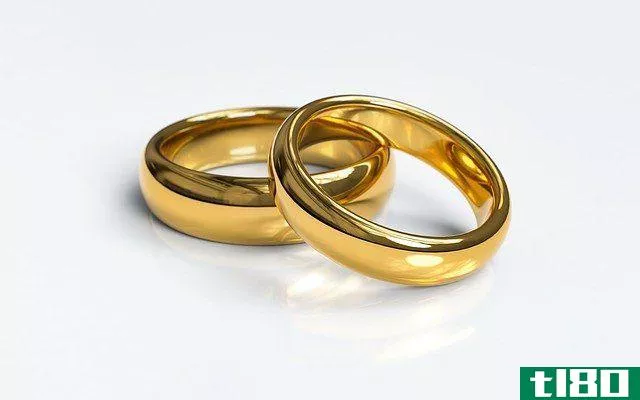 two golden rings