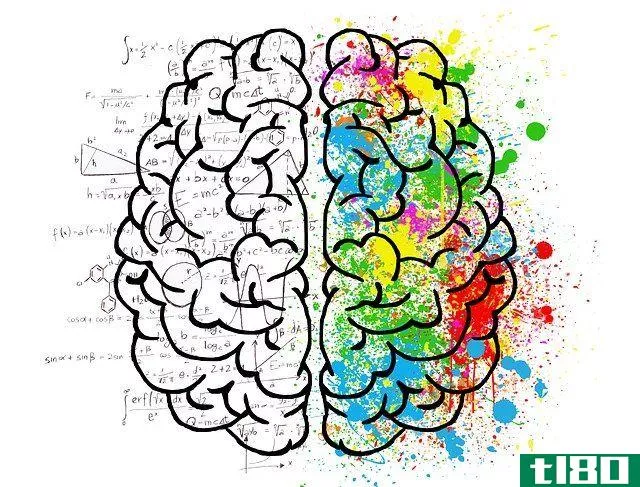 illustration of a brain that's black and white on the left side and colorful on the right