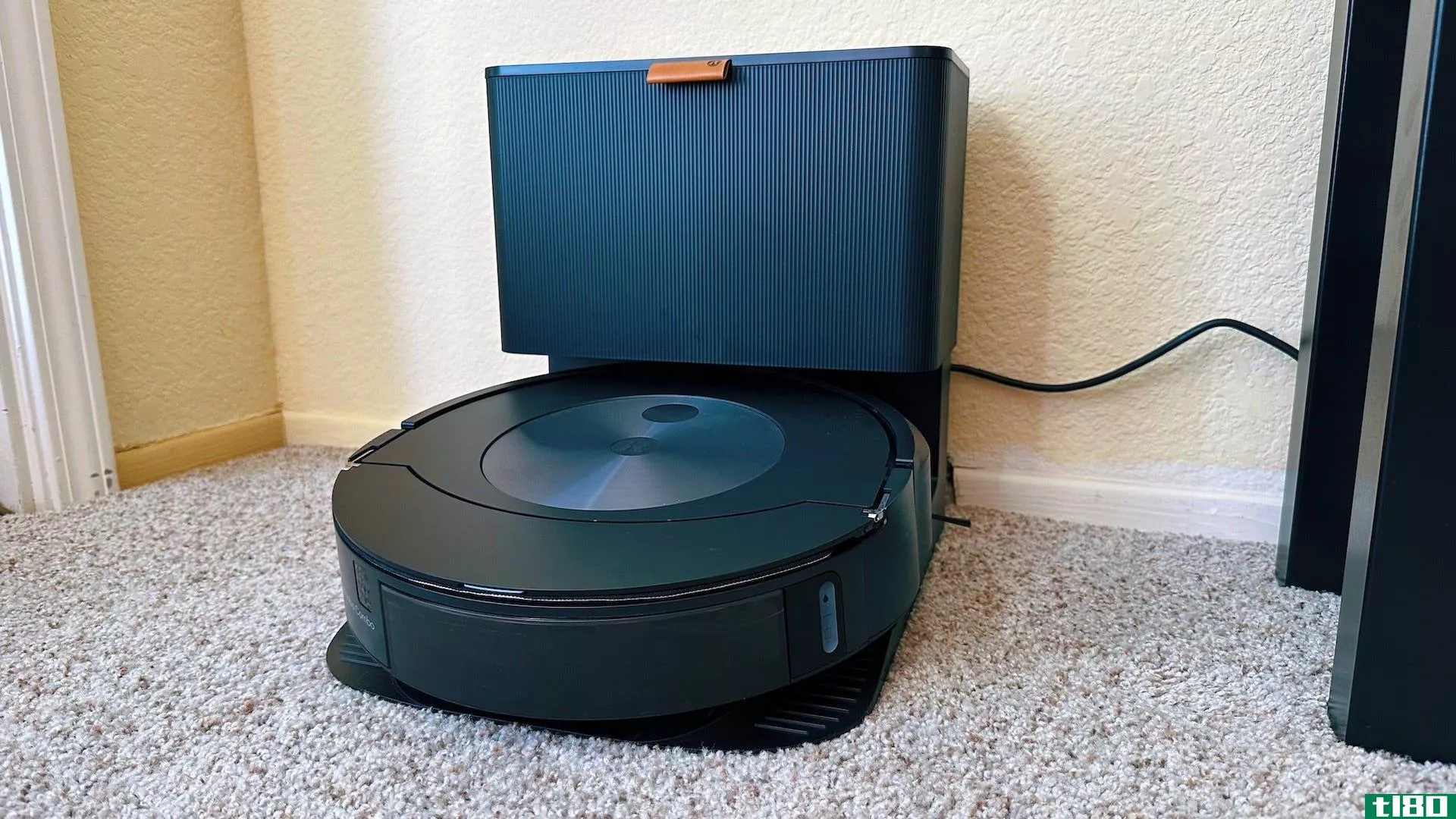 iRobot Roomba Combo j7+ Review: Cleans Well but Lacks Some Advanced Features