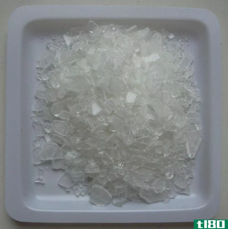 饱和的(saturated)和不饱和聚酯树脂(unsaturated polyester resin)的区别