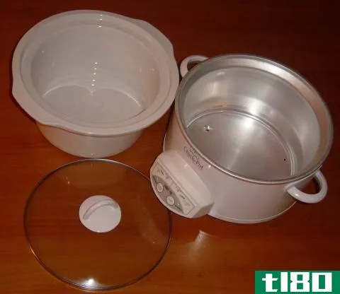慢炖锅(slow cooker)和瓦罐(crock pot)的区别