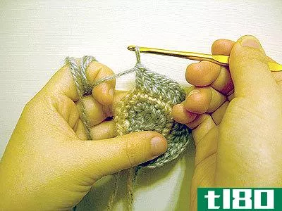 编织(knit)和钩针(crochet)的区别